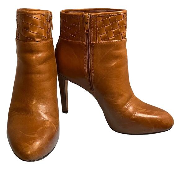 Antonio Melani Gloryanne Booties in Luggage Tan Sz 8.5 GUC - Picture 1 of 8